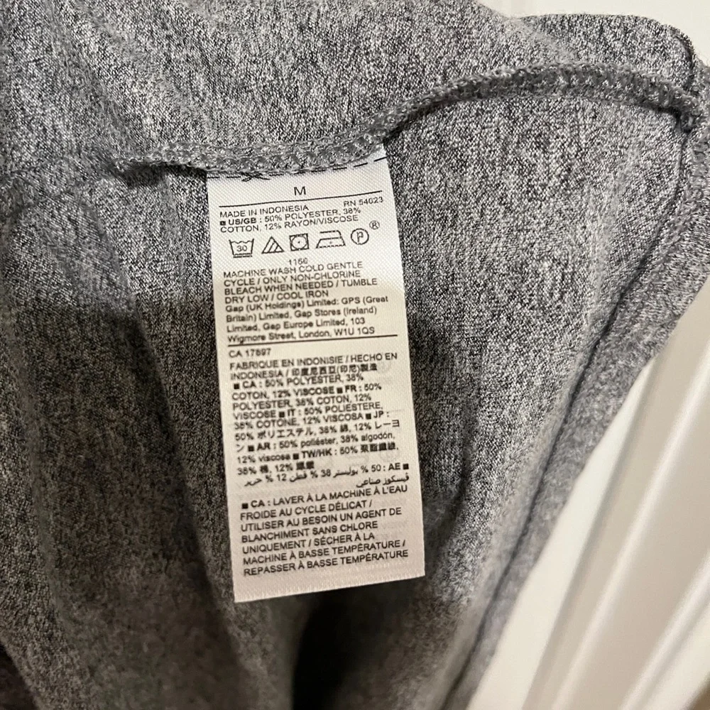GAP Women's Charcoal T-shirt Dress - Picture 4 of 4